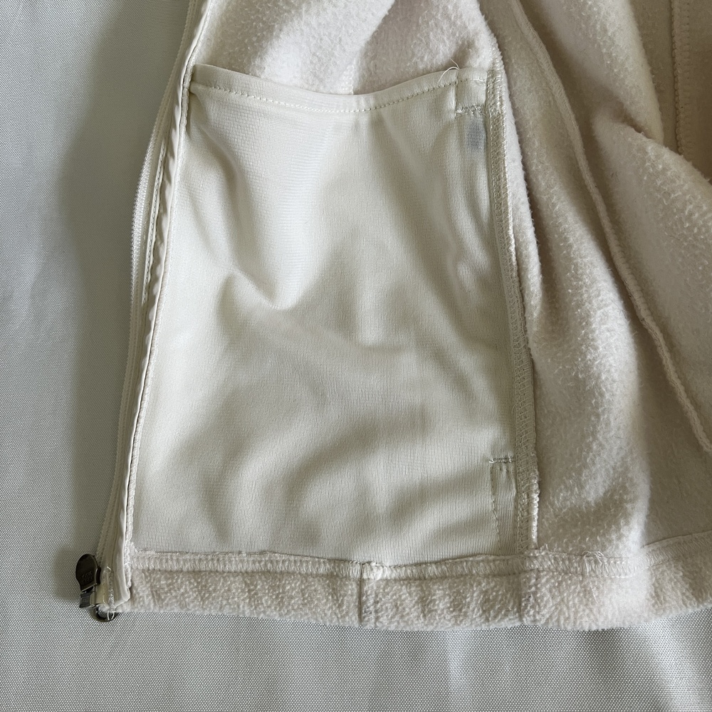 Eddie Bauer Vest Large White Sleeveless Outdoor Inside Pockets Cozy Active - Picture 6 of 8